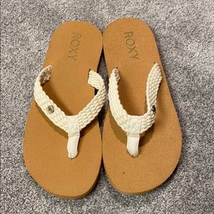 ✨NWOT Roxy sandals